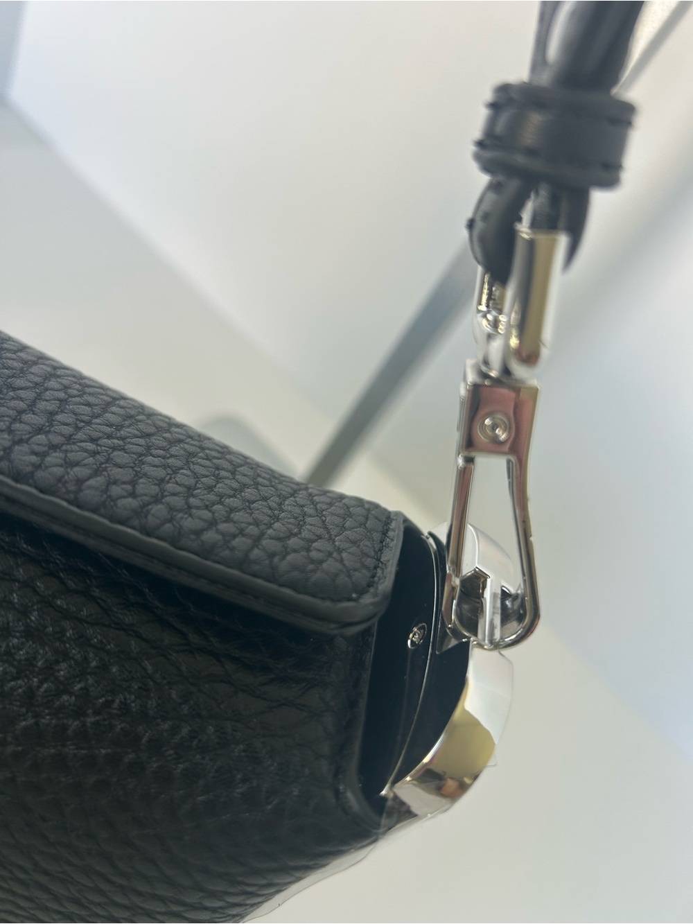 Calvin Klein Fay Demi Shoulder with Magnetic Top Closure Black Pebbled - Picture 13 of 15